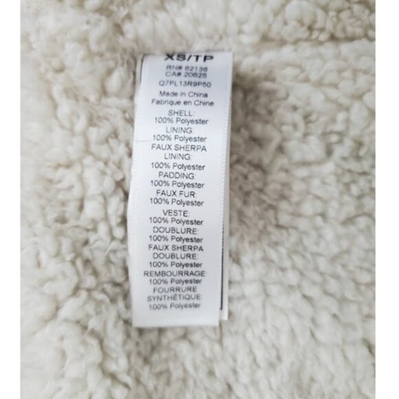 Burgundy Sherpa Lined Quilted Vest Jacket Faux Fur Detach Hood Guess Sz XS Layer - Picture 7 of 10